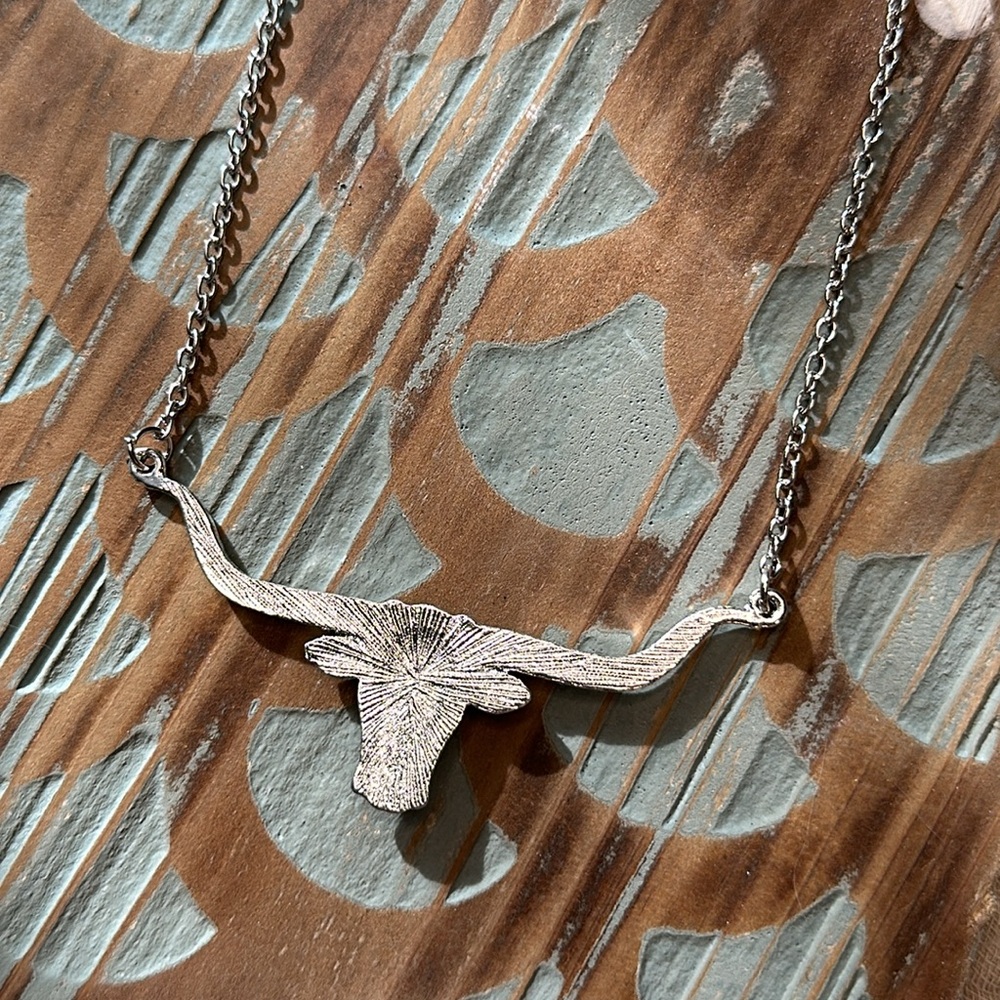 NWT Turquoise Longhorn Bull Head Boho Necklace - Picture 9 of 12
